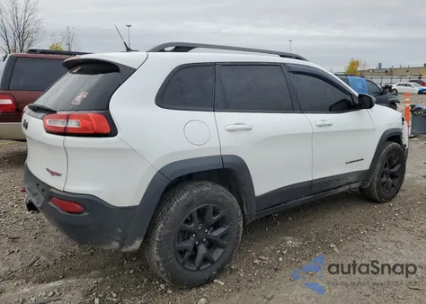 2014 Jeep Cherokee Trailhawk z USA, uszkodzony, nr VIN 1C4PJMBS8EW267778